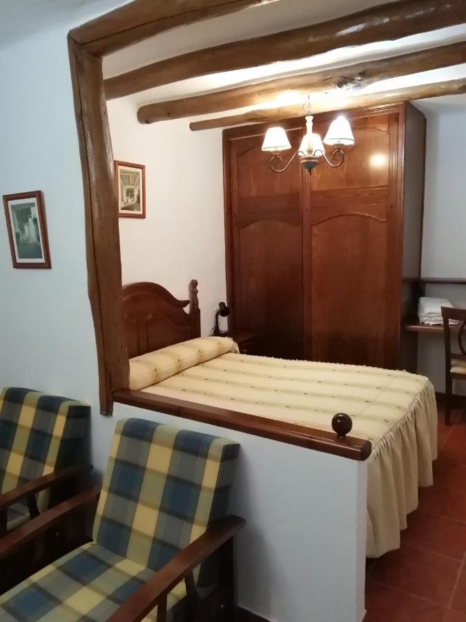 Hostal Ruta De Las Nieves Capileira Eksteriør bilde