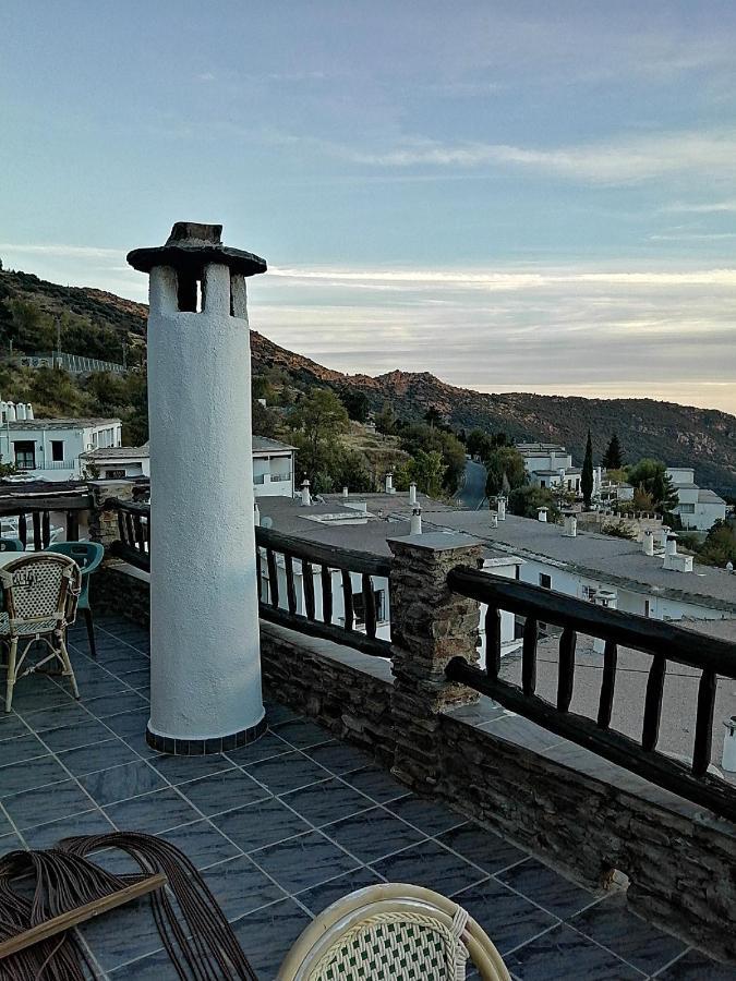 Hostal Ruta De Las Nieves Capileira Eksteriør bilde