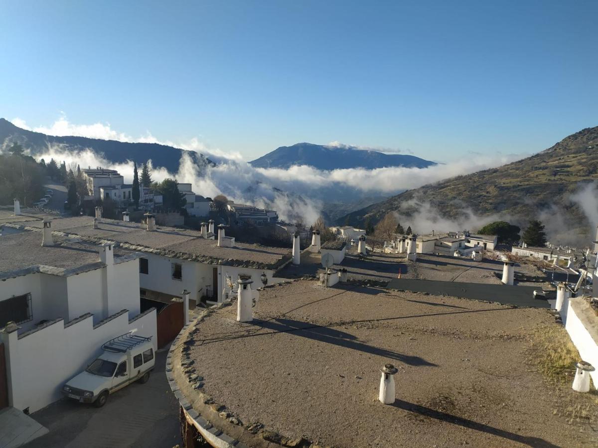 Hostal Ruta De Las Nieves Capileira Eksteriør bilde