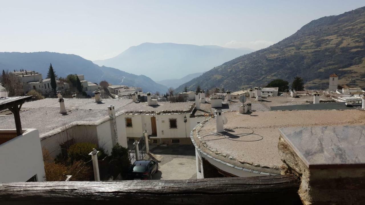Hostal Ruta De Las Nieves Capileira Eksteriør bilde