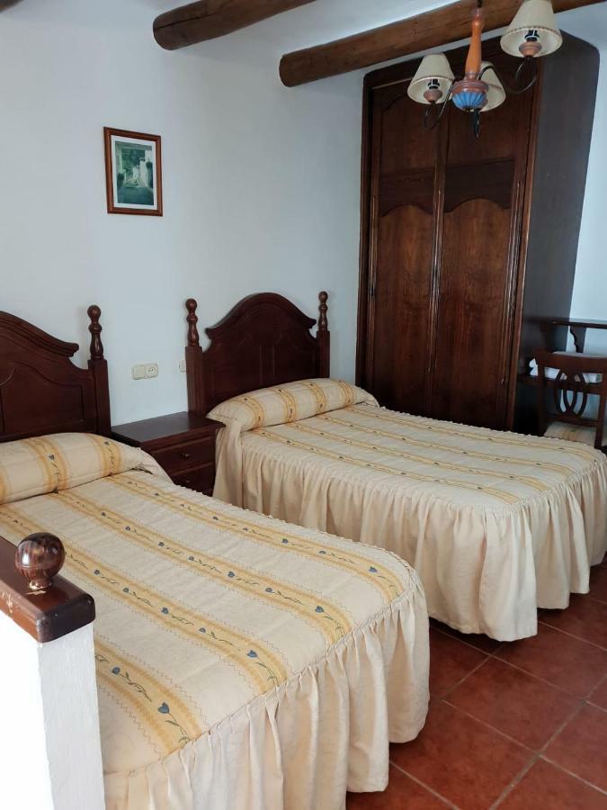 Hostal Ruta De Las Nieves Capileira Eksteriør bilde