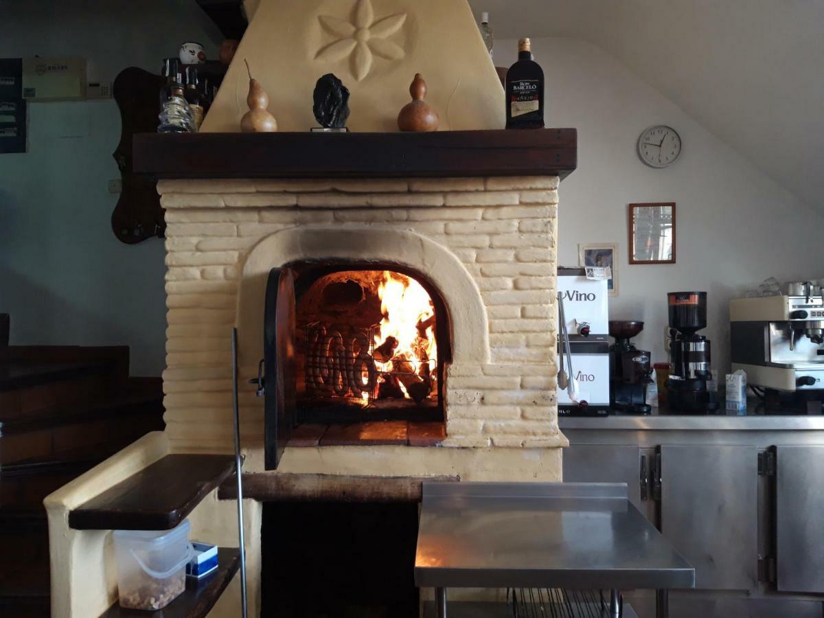 Hostal Ruta De Las Nieves Capileira Eksteriør bilde