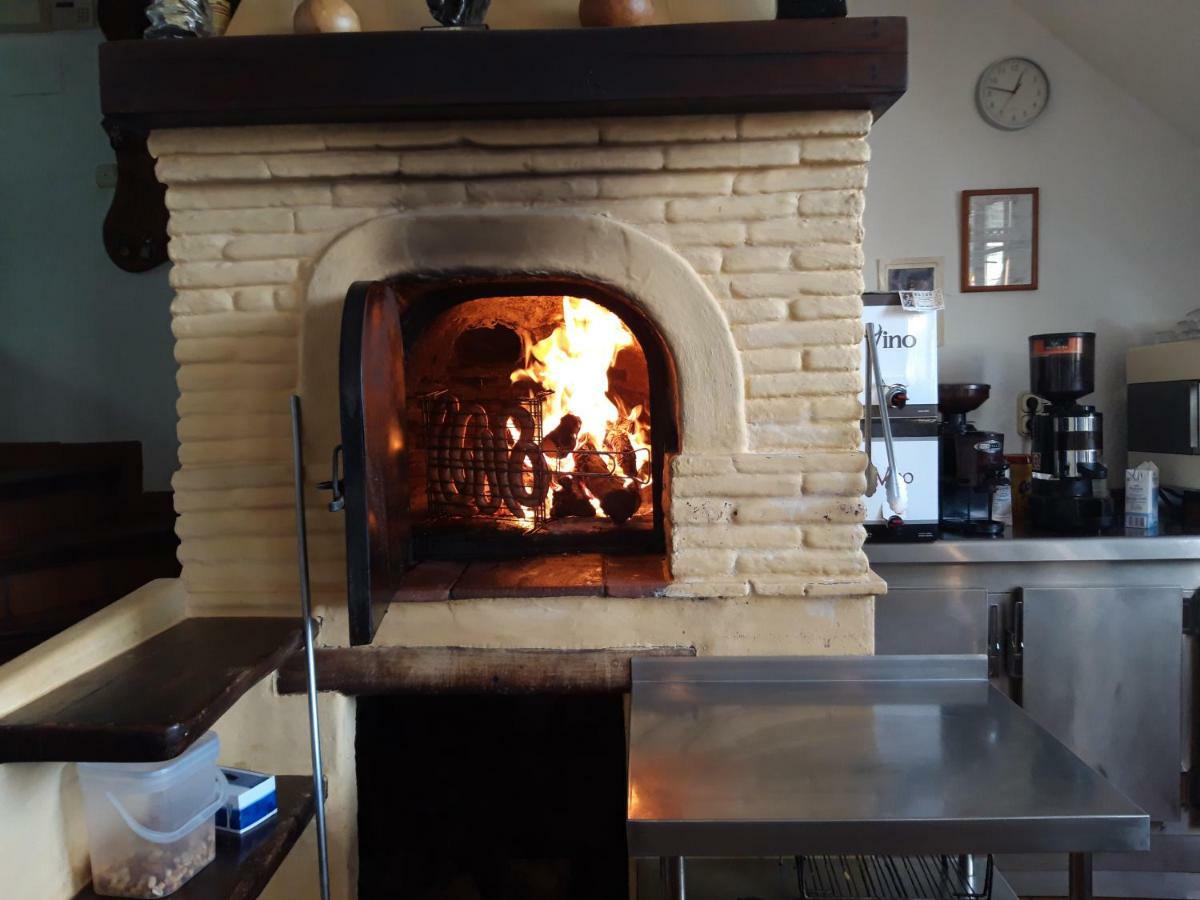Hostal Ruta De Las Nieves Capileira Eksteriør bilde